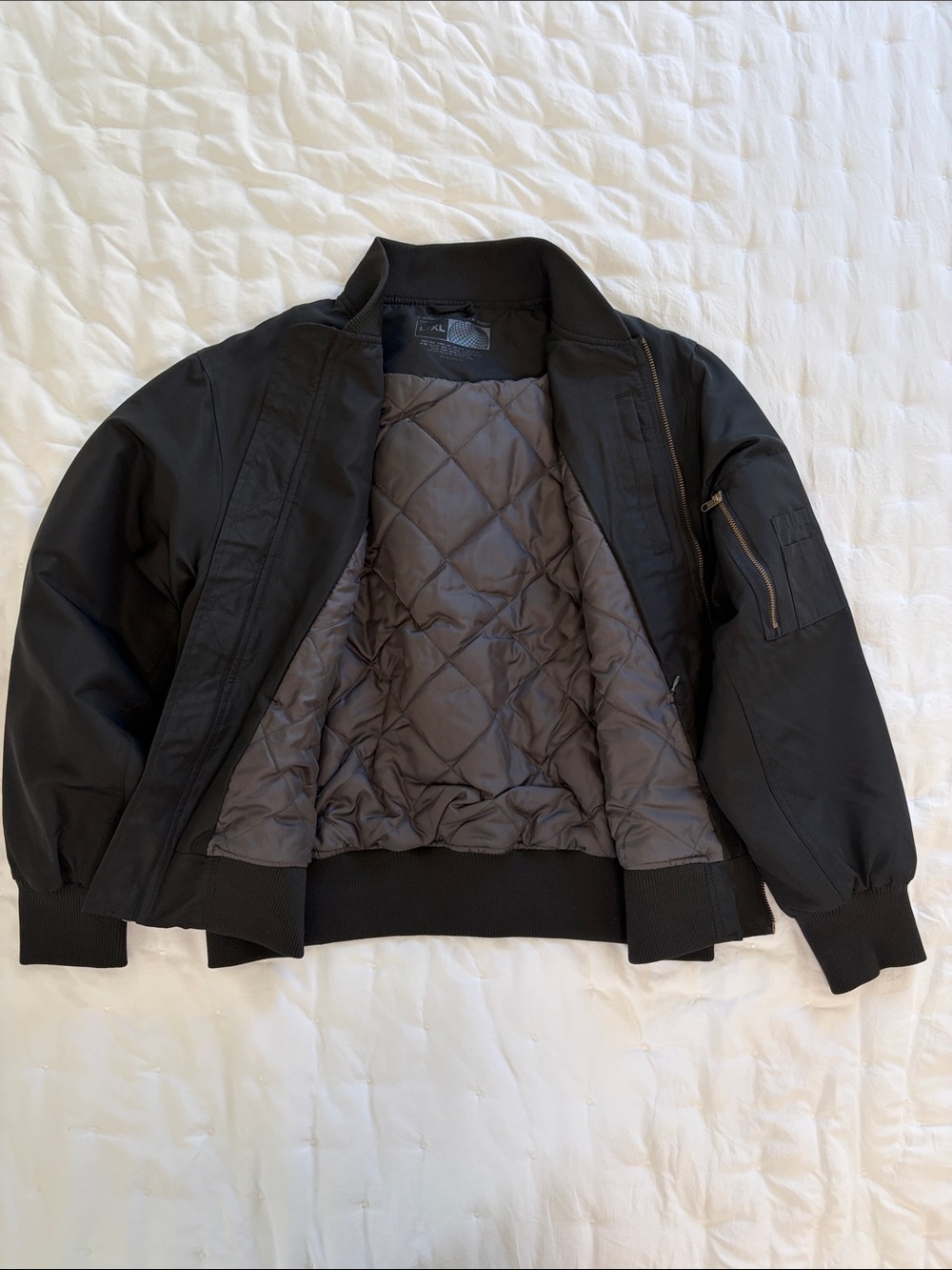 Beyoncé Renaissance Tour Reneigh bomber jacket - Picture 8 of 15